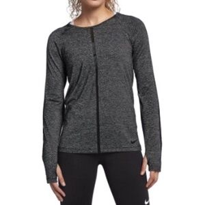 Nike Pro Hypercool Top
